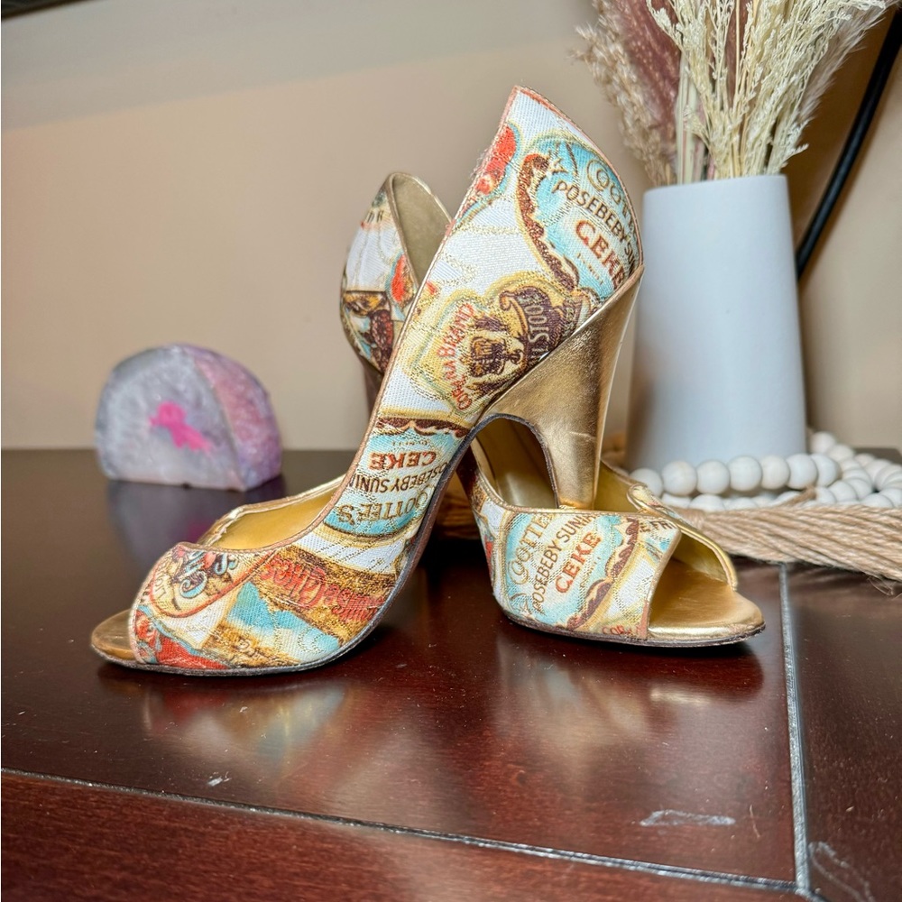 Carlos Santana Heels, Multi Colored